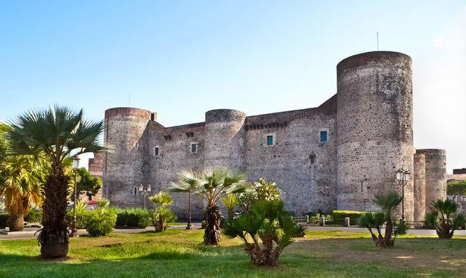 La Finestra Sul Castello Villa Catania Exterior photo