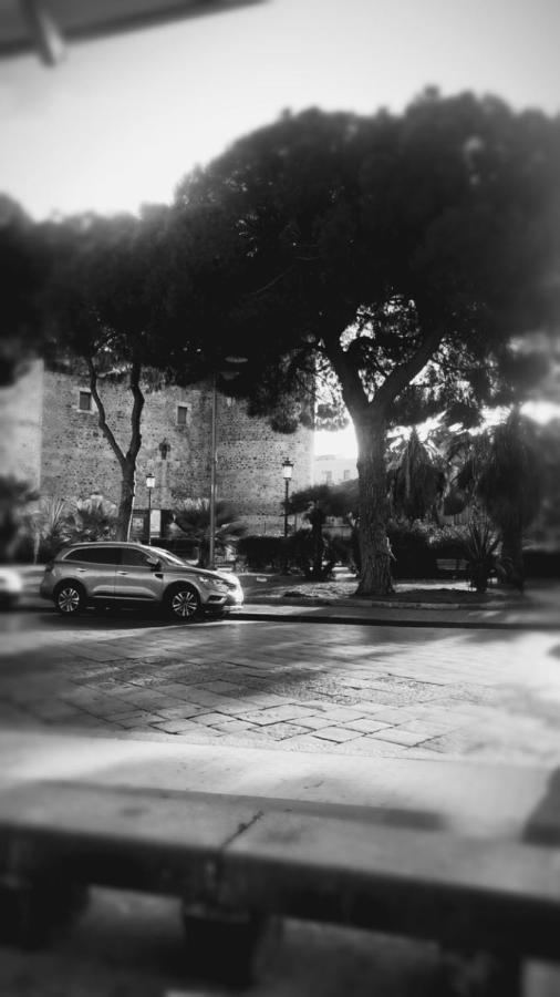 La Finestra Sul Castello Villa Catania Exterior photo